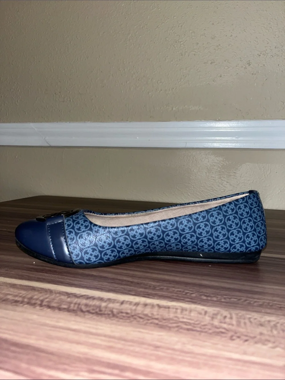 Daisey Fuentes Navy Logo-Embellished Ballet Flats